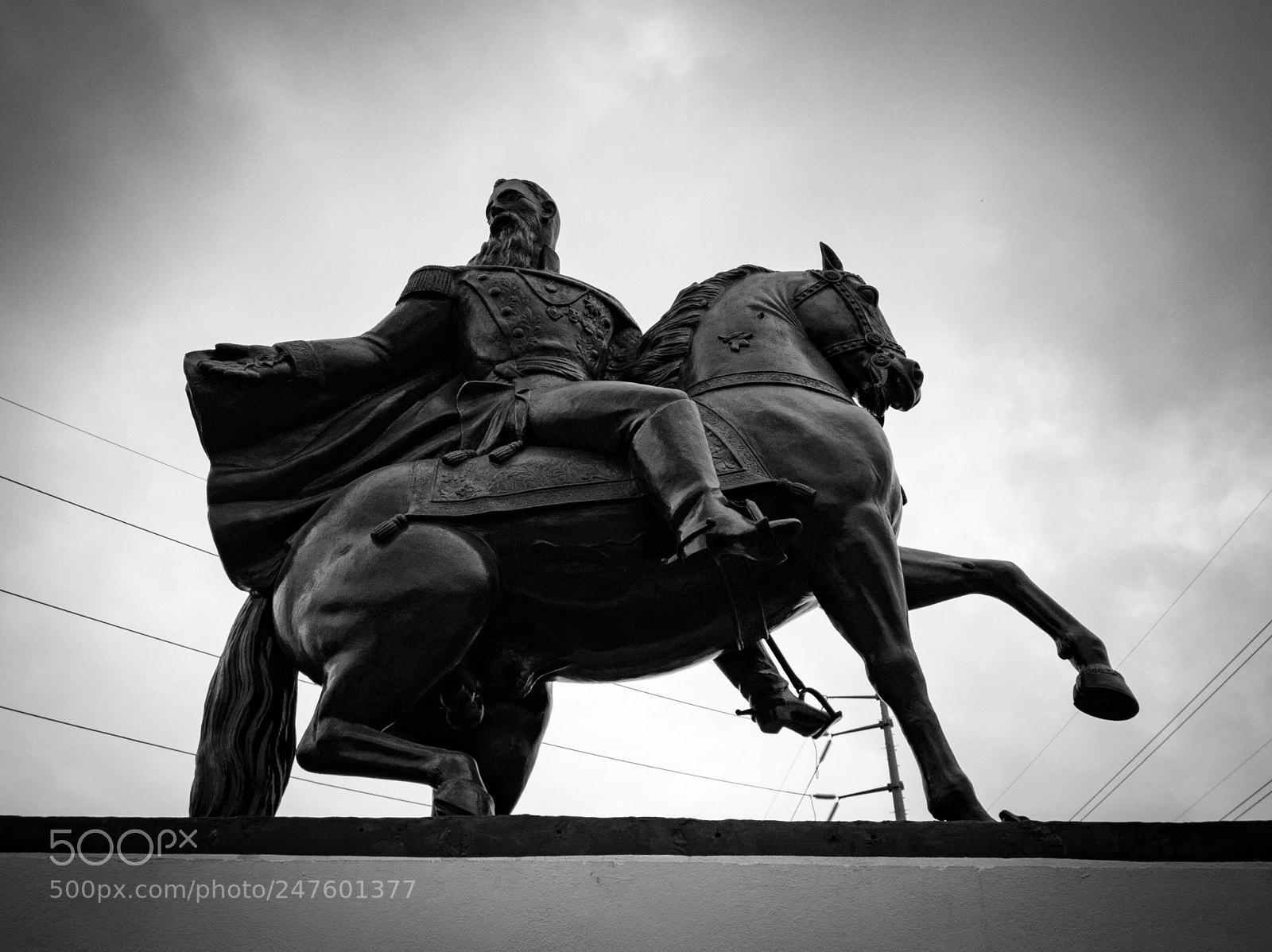 HUAWEI P10 sample photo. Estatua del general mariano photography