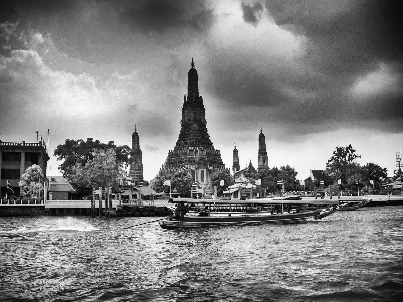 Pentax OPTIO E40 sample photo. Bangkok photography