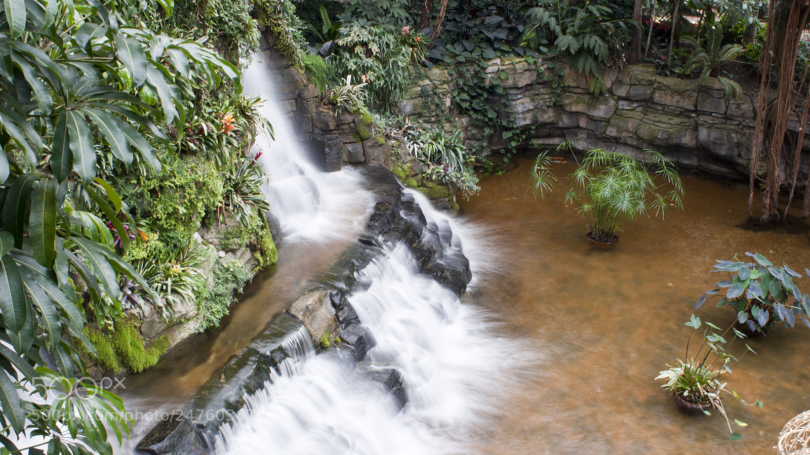 Sony Alpha DSLR-A700 sample photo. Waters fall photography