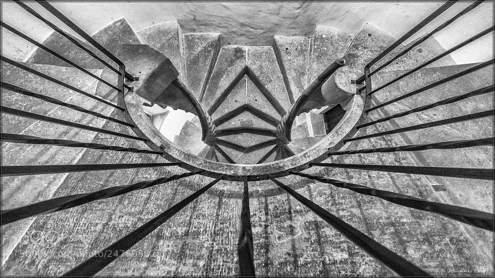 Sony a7 sample photo. Doppelwendeltreppe photography