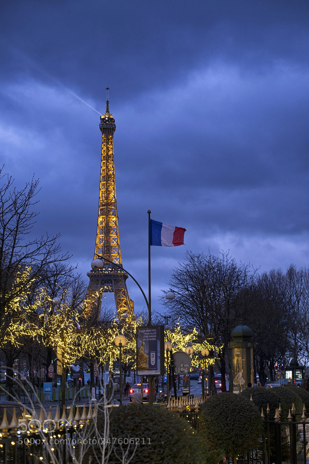 Fujifilm X-T2 sample photo. Illuminated eiffel towerat night photography