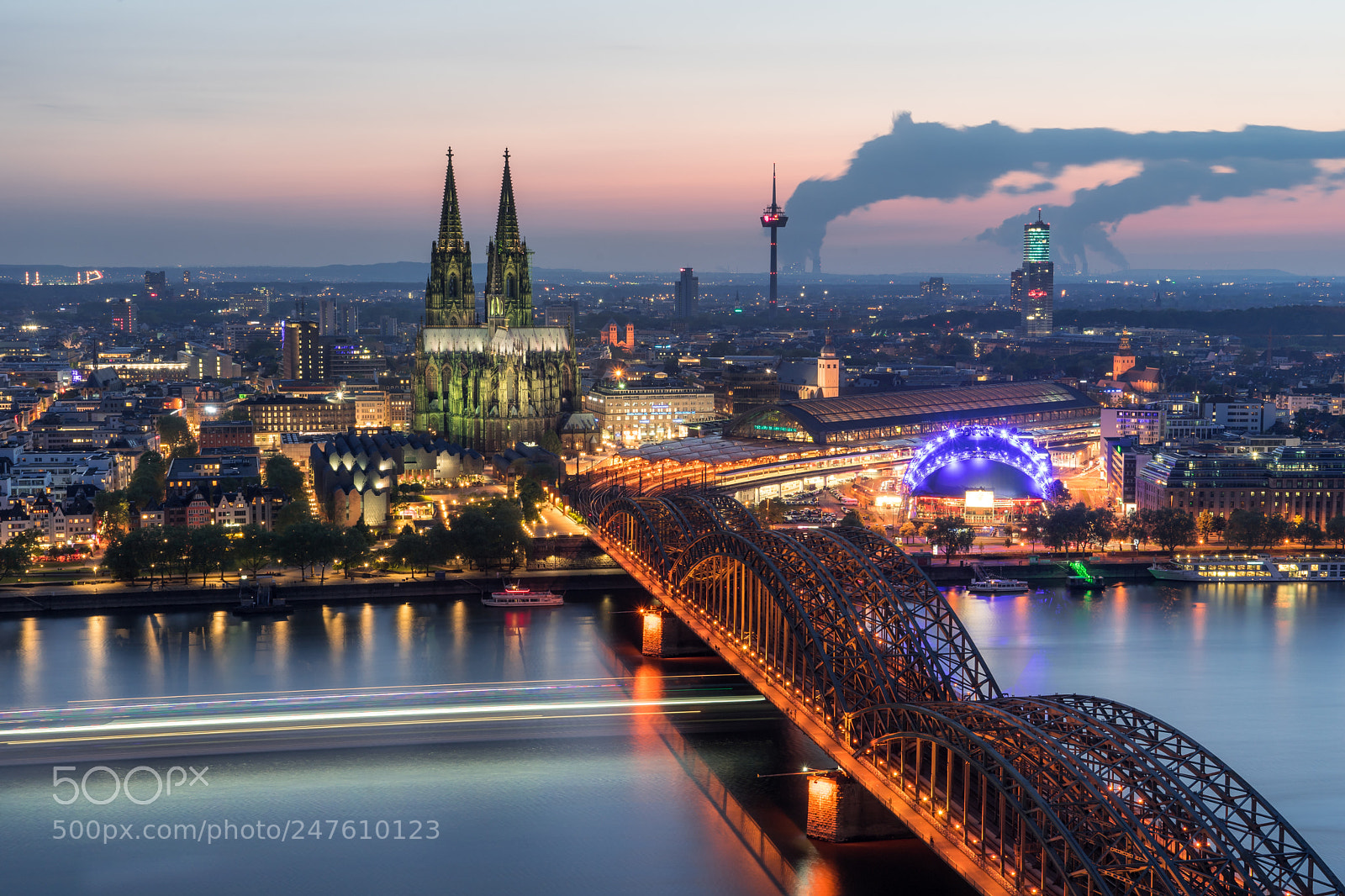 Sony a7 II sample photo. Blue hour photography