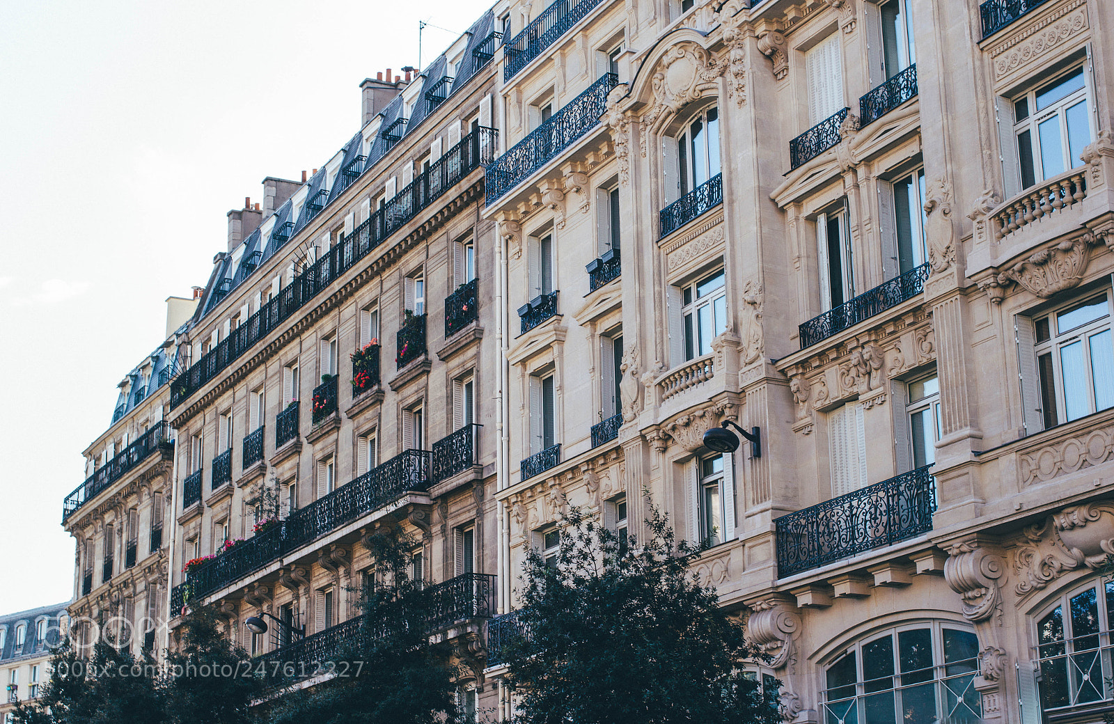 Canon EOS 60D sample photo. Streets of paris photography