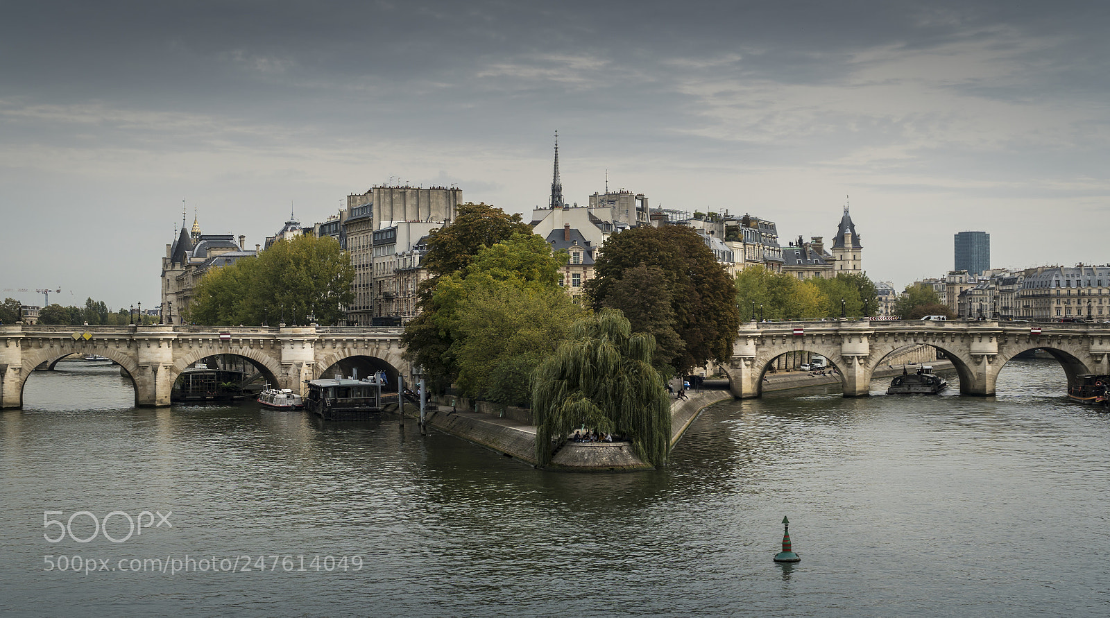 Sony a6300 sample photo. Paris, cite island from photography