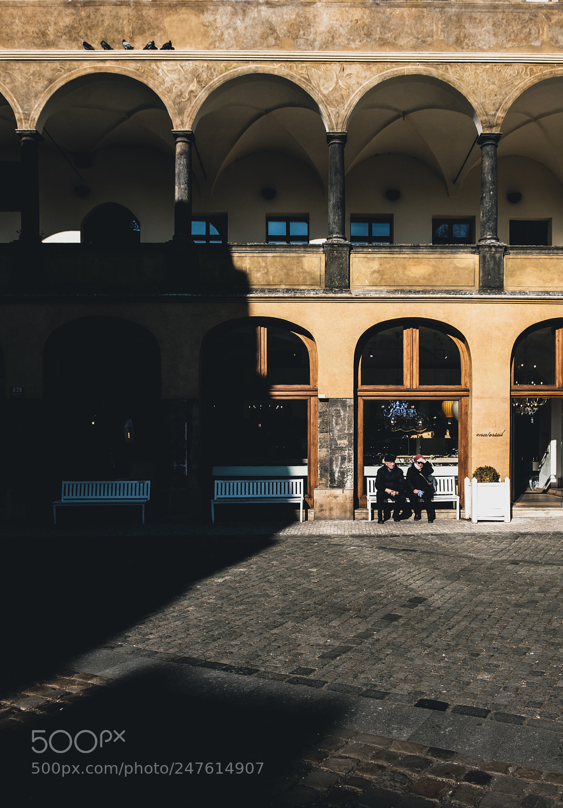 Fujifilm X-T20 sample photo. Sunbathing in the old photography