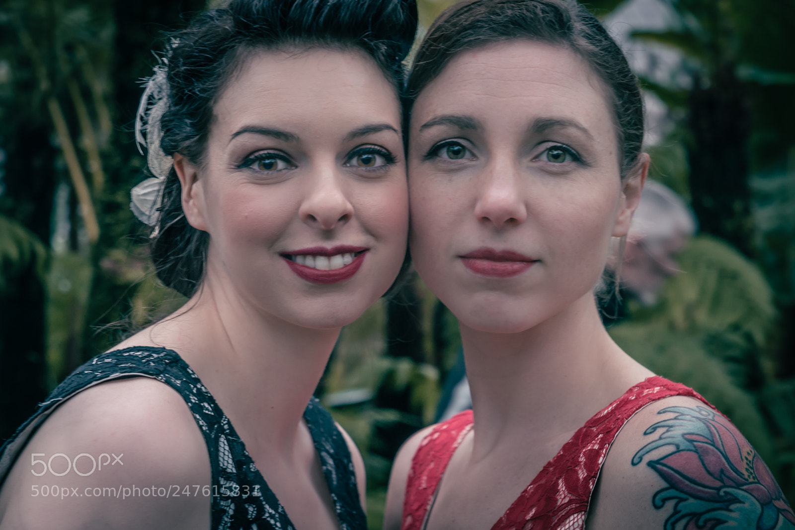 Nikon D610 sample photo. Lynn and eilidh at photography