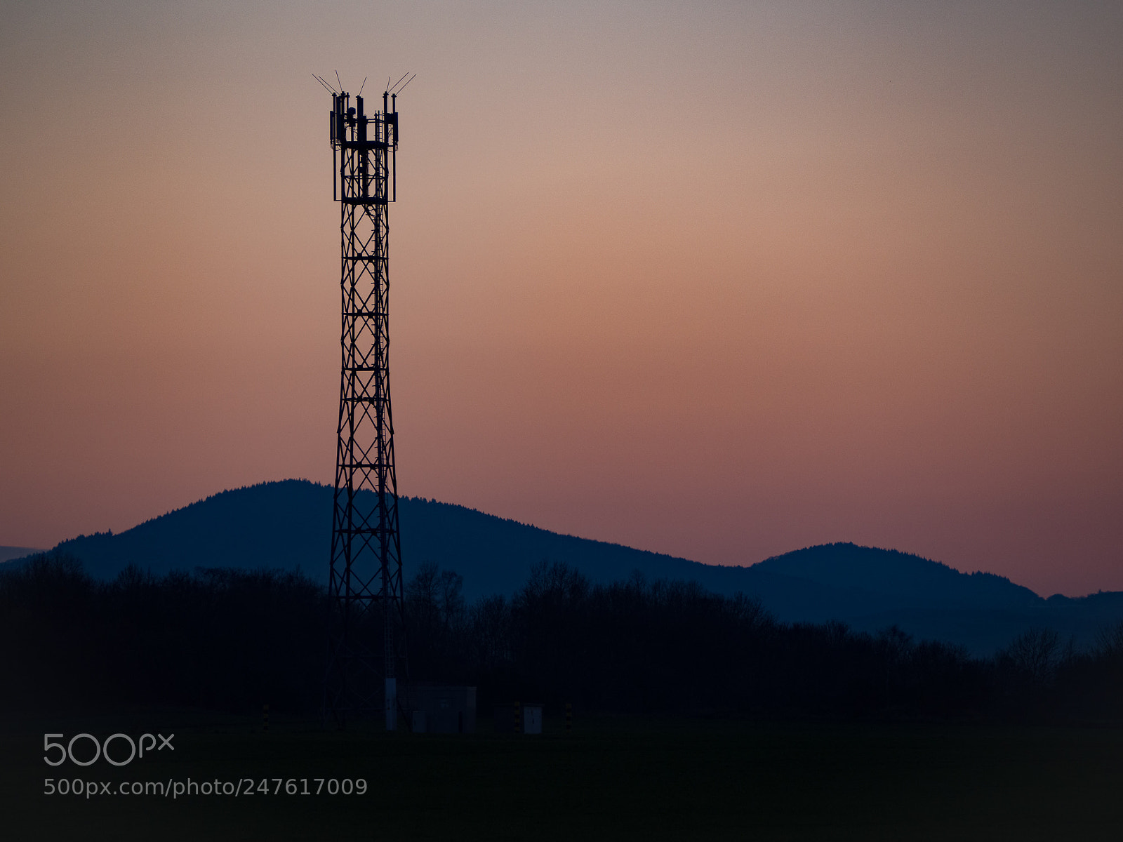 Olympus OM-D E-M10 II sample photo. Dusk at the radio photography