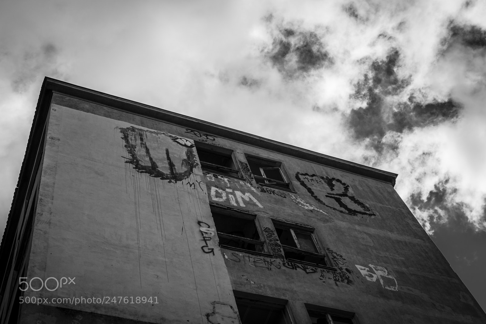 Nikon D7100 sample photo. Derelict building, east berlin photography