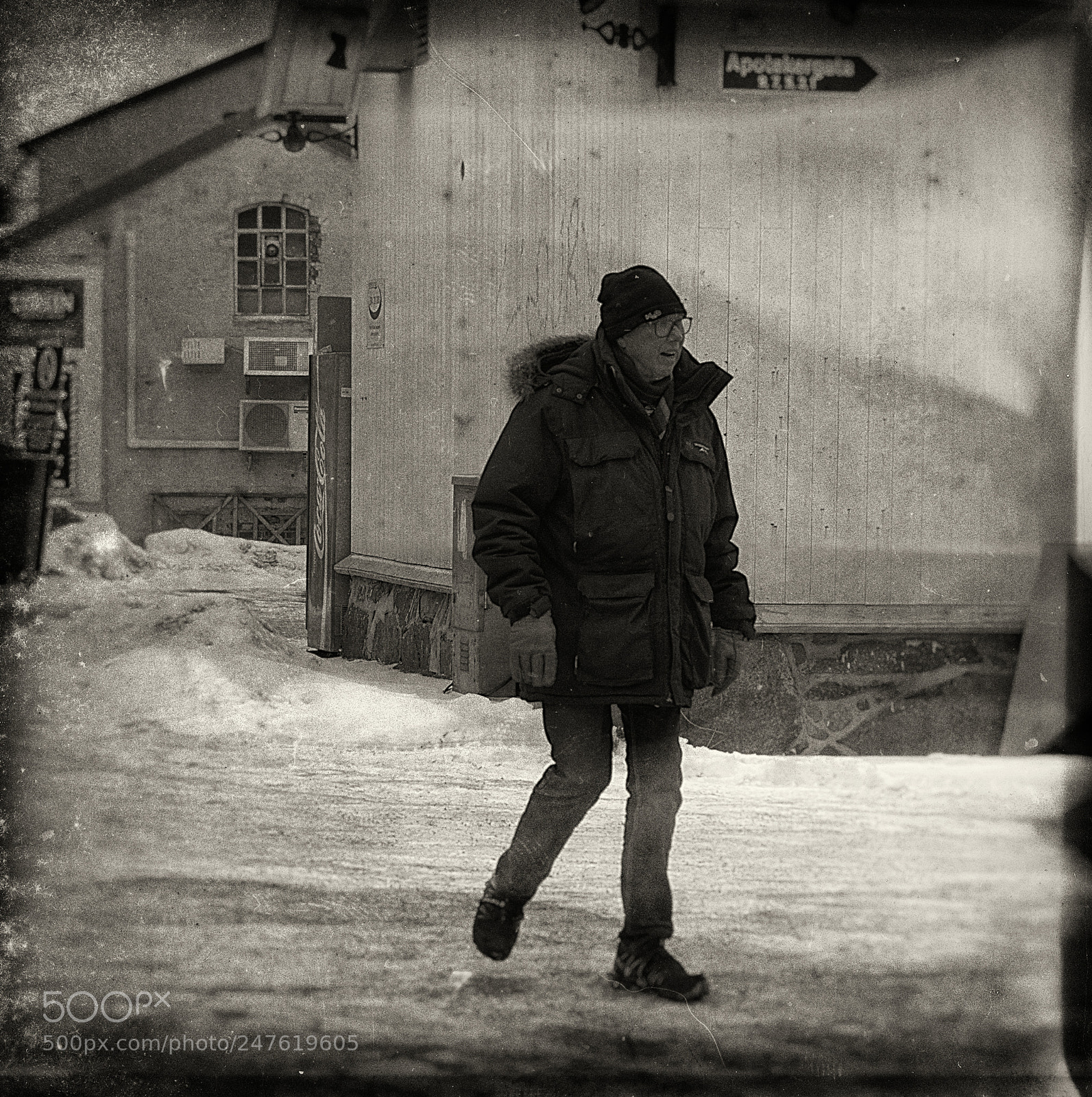 Olympus OM-D E-M5 II sample photo. Freezing cold photography