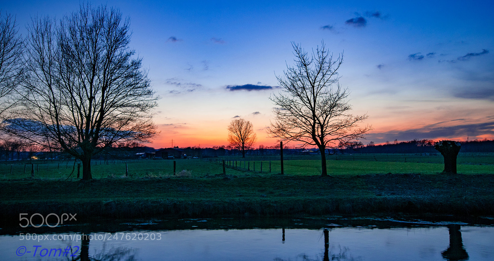 Nikon D300 sample photo. Sunset on a winterevening photography