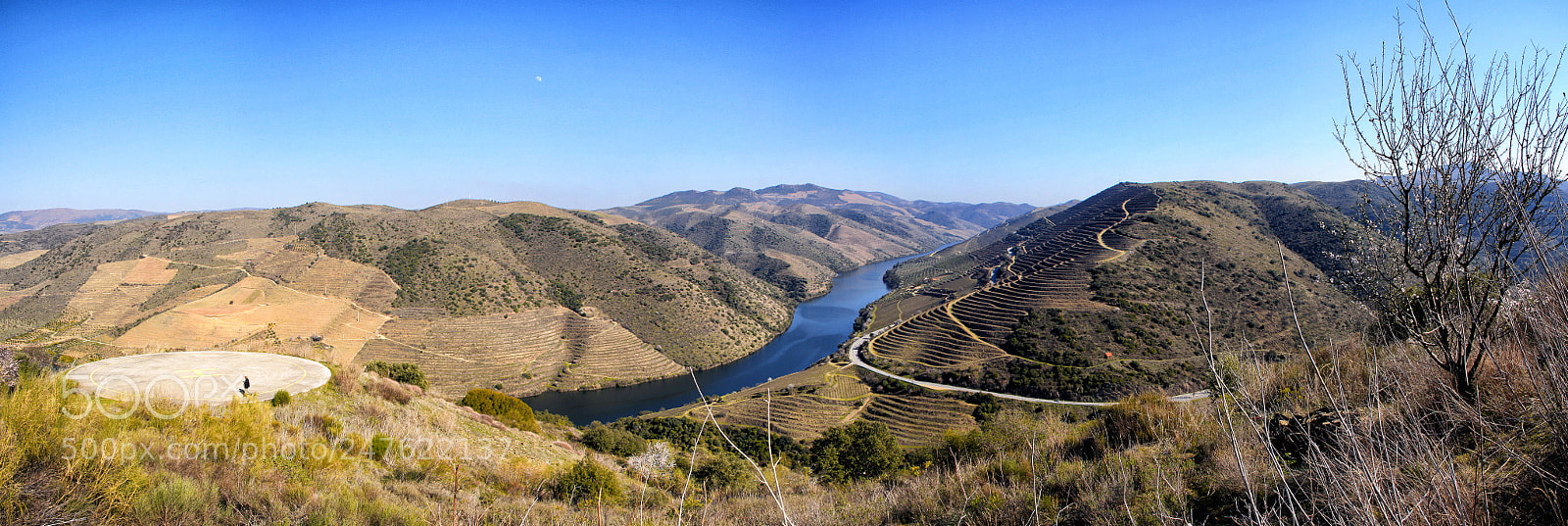 Canon EOS 400D (EOS Digital Rebel XTi / EOS Kiss Digital X) sample photo. Douro river panorama photography