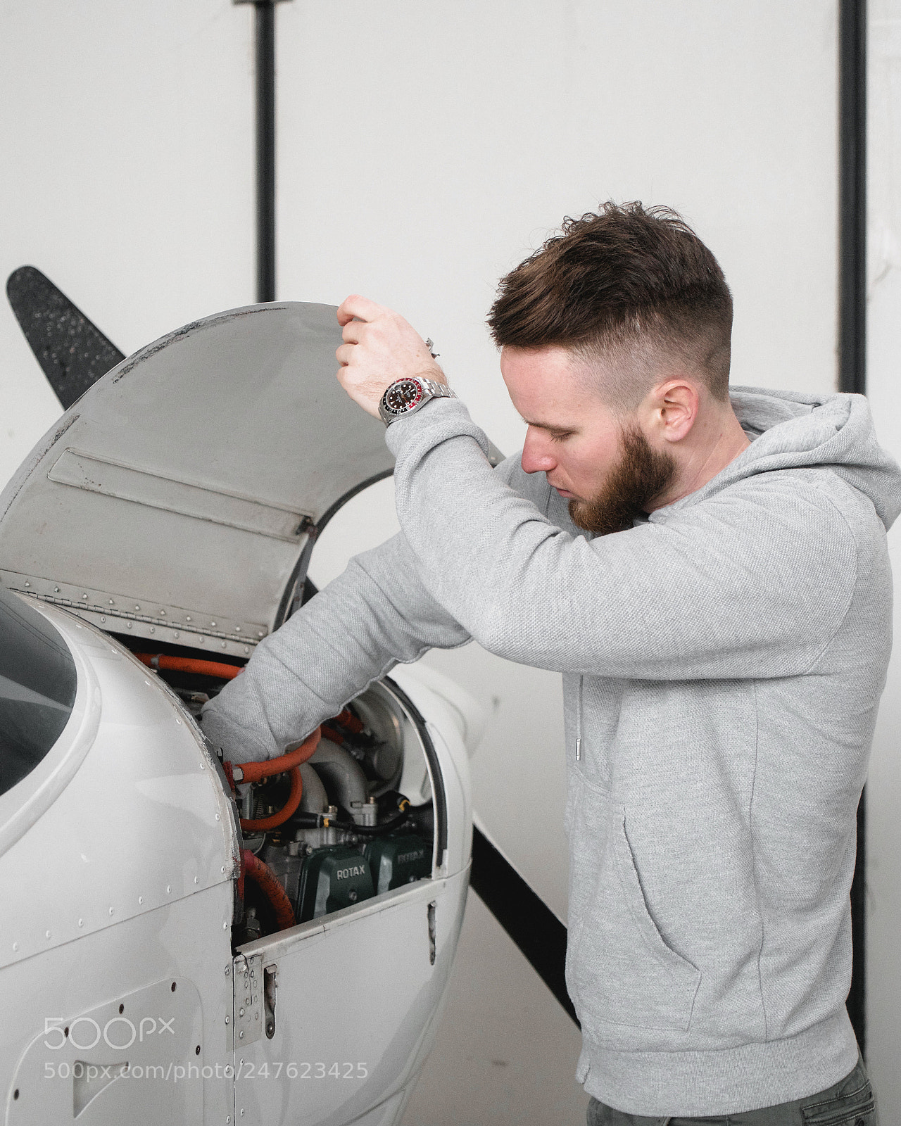 Sony a7R II sample photo. Pilot carrying out engine-check photography