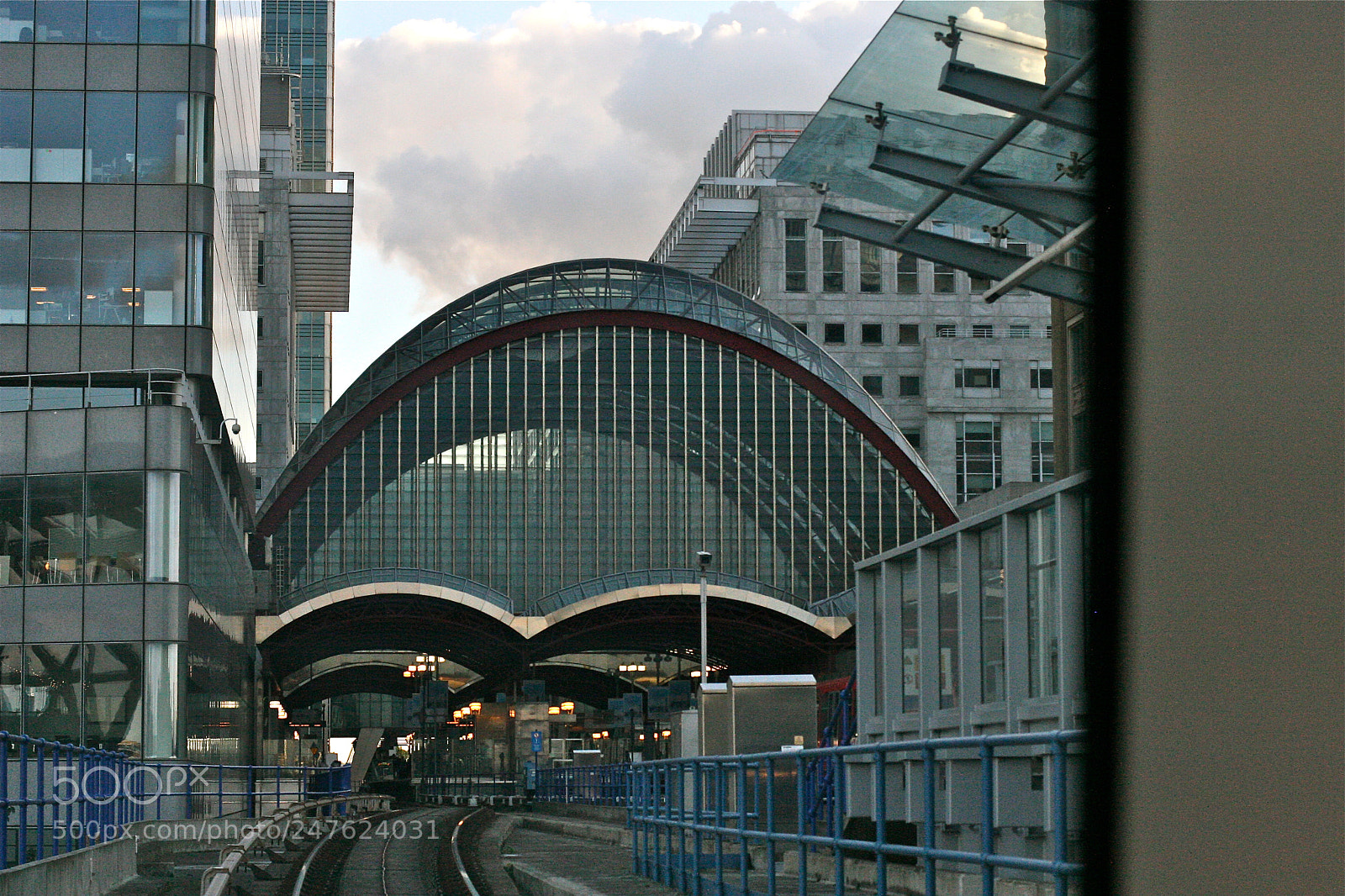 Canon EOS 30D sample photo. Canary wharf dlr station photography