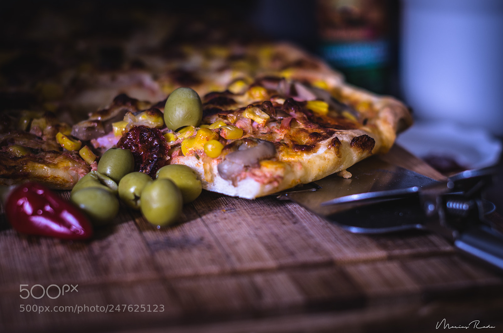 Pentax K-5 sample photo. Homemade pizza photography