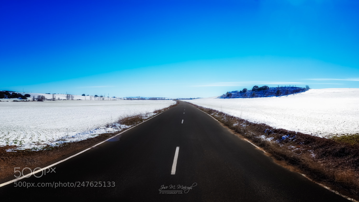 Canon EOS 100D (EOS Rebel SL1 / EOS Kiss X7) sample photo. Y de repente... nieve photography