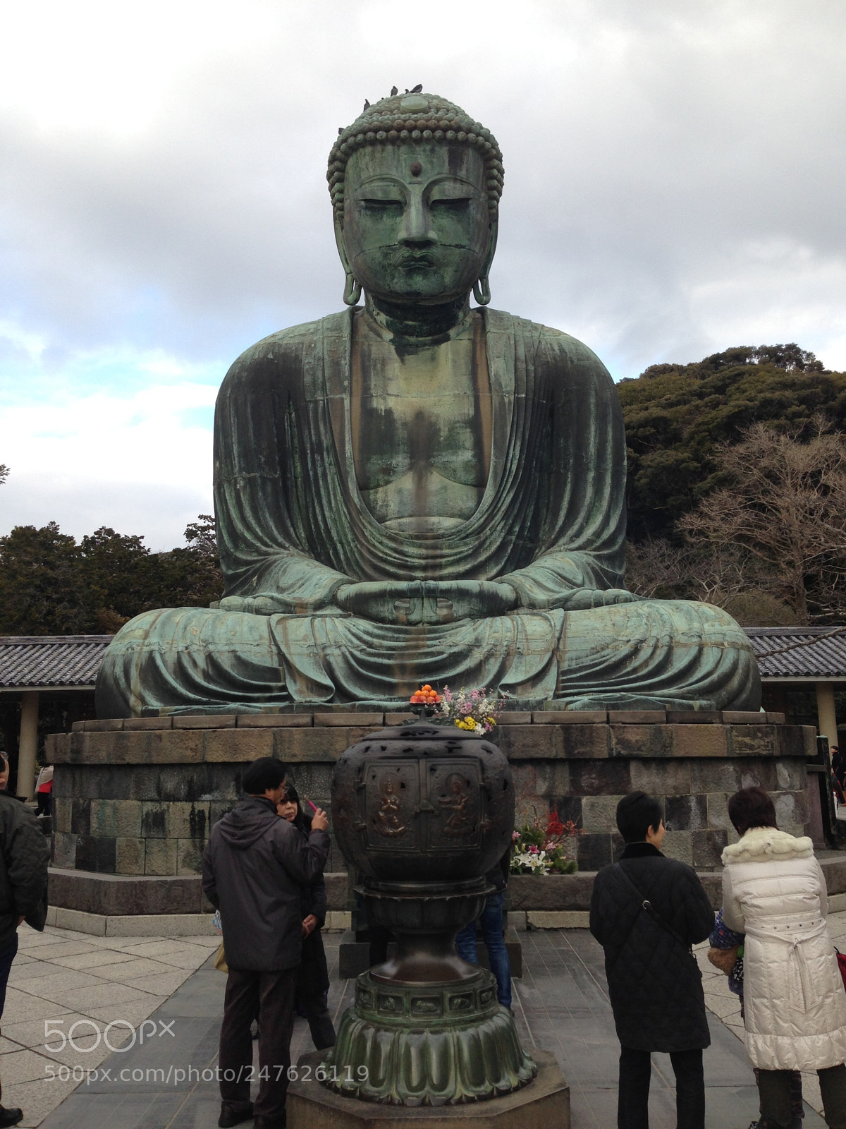 Apple iPhone 5 sample photo. Great statue photography
