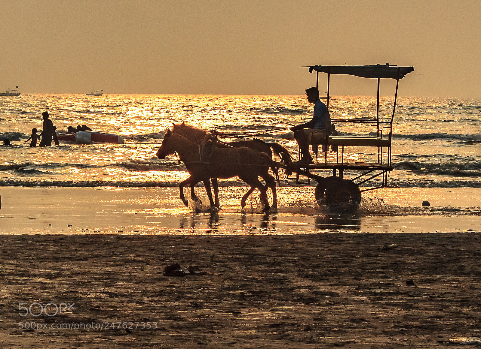 Canon EOS 600D (Rebel EOS T3i / EOS Kiss X5) sample photo. Sunset on the beach photography