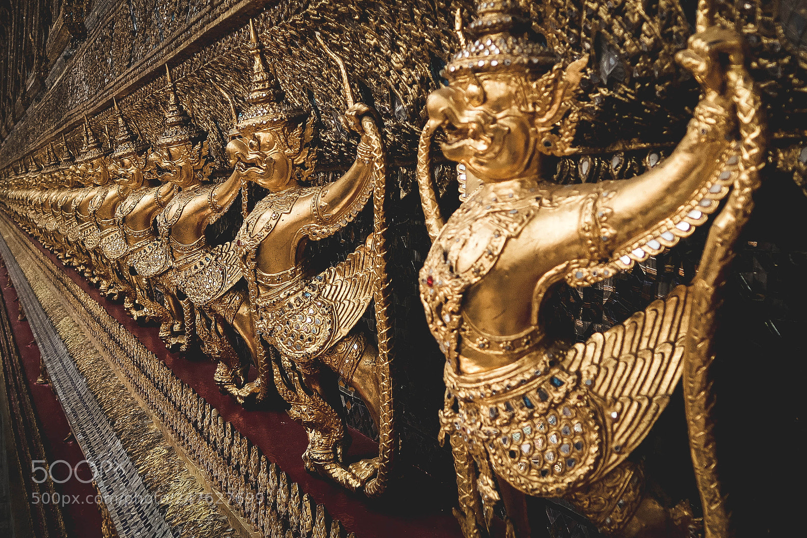 Canon PowerShot G7 X Mark II sample photo. Some gold birds photography