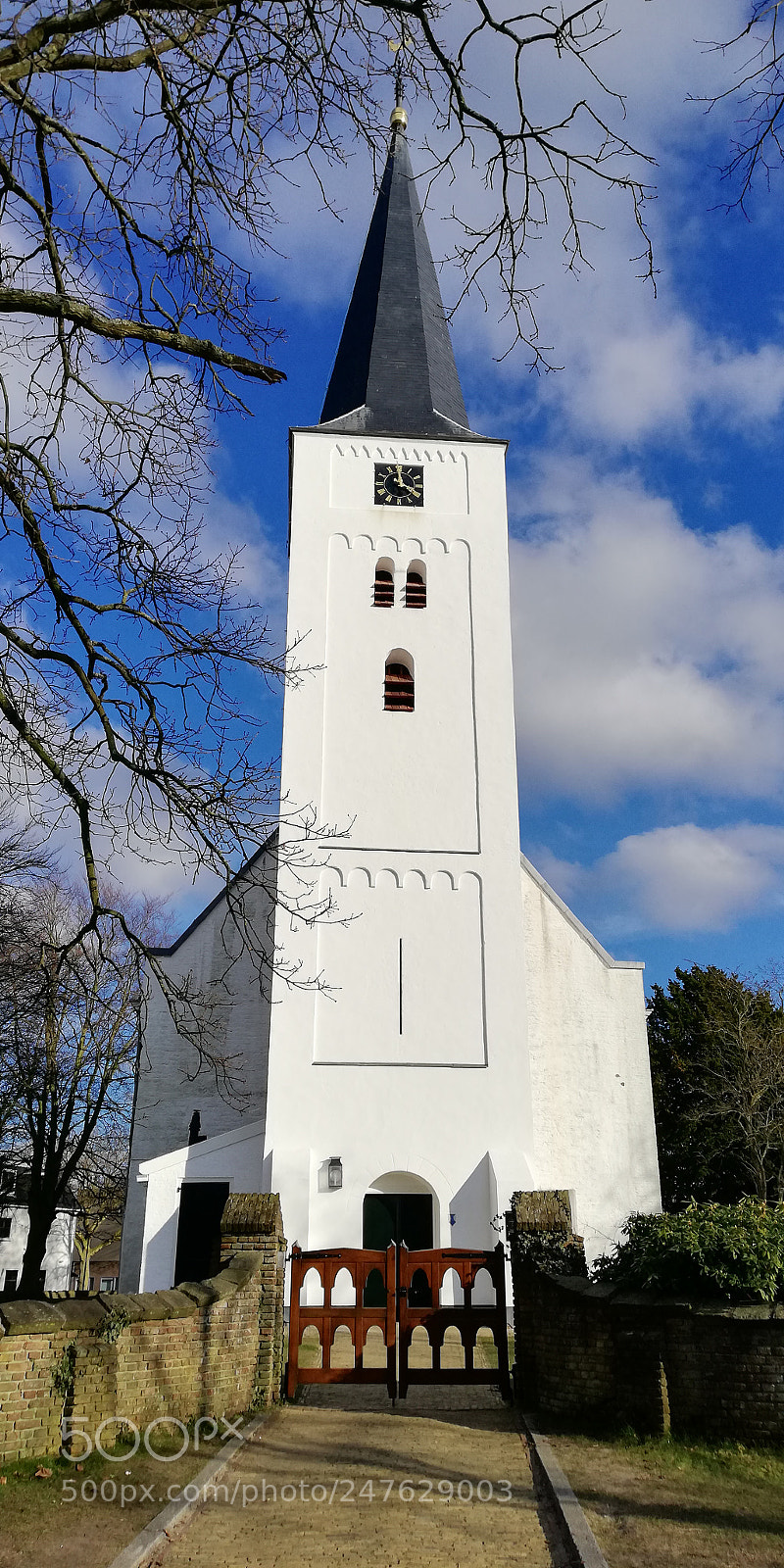 HUAWEI Mate 10 Lite sample photo. White church photography