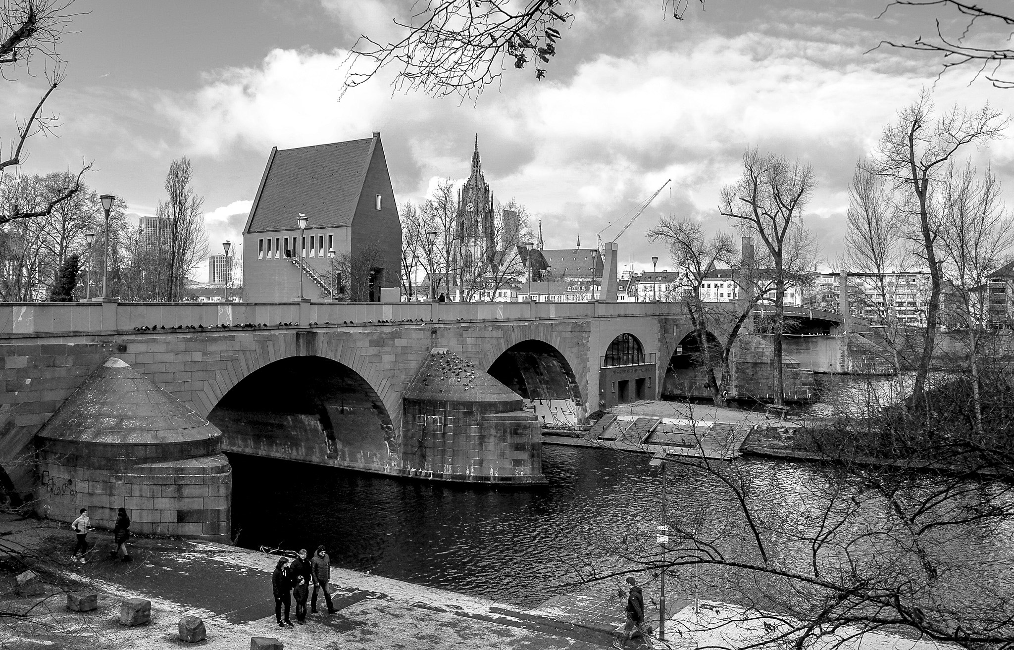 Sigma DP1s sample photo. Alte brücke mit dom photography