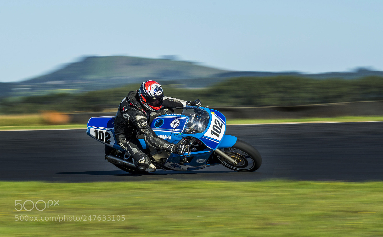 Canon EOS 7D Mark II sample photo. Racing blue photography