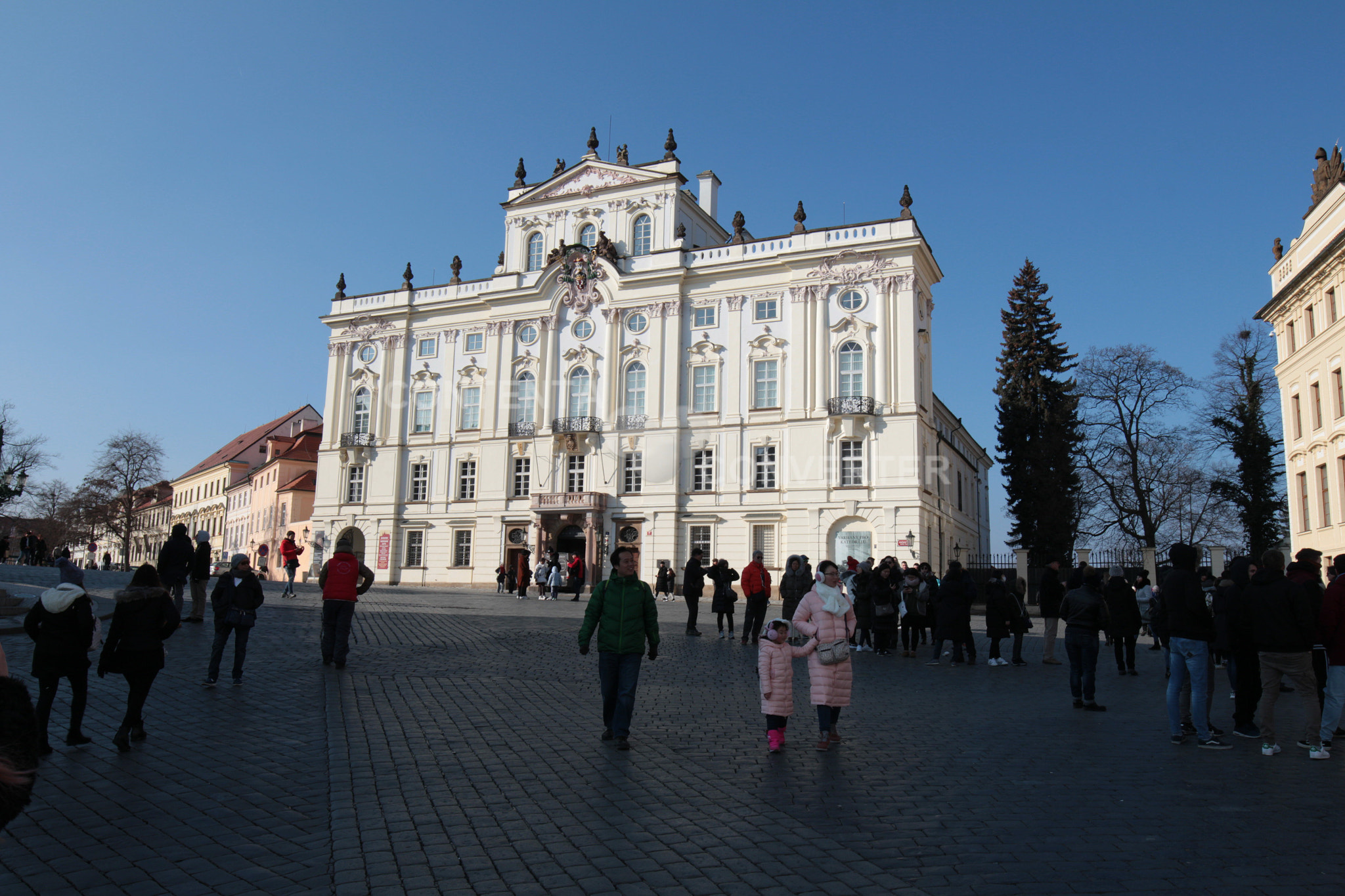 Canon EF 16-35mm F4L IS USM sample photo. Particolare castello praga img photography