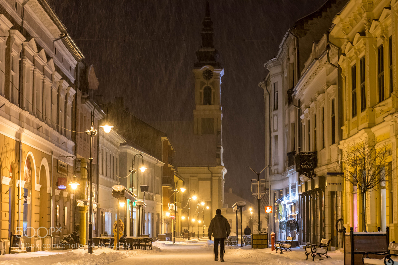 Nikon D7200 sample photo. Walking in the snow 3. photography
