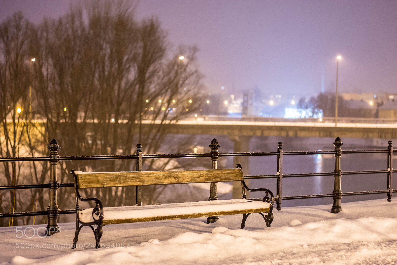 Nikon D7200 sample photo. Snowy bench 2. photography