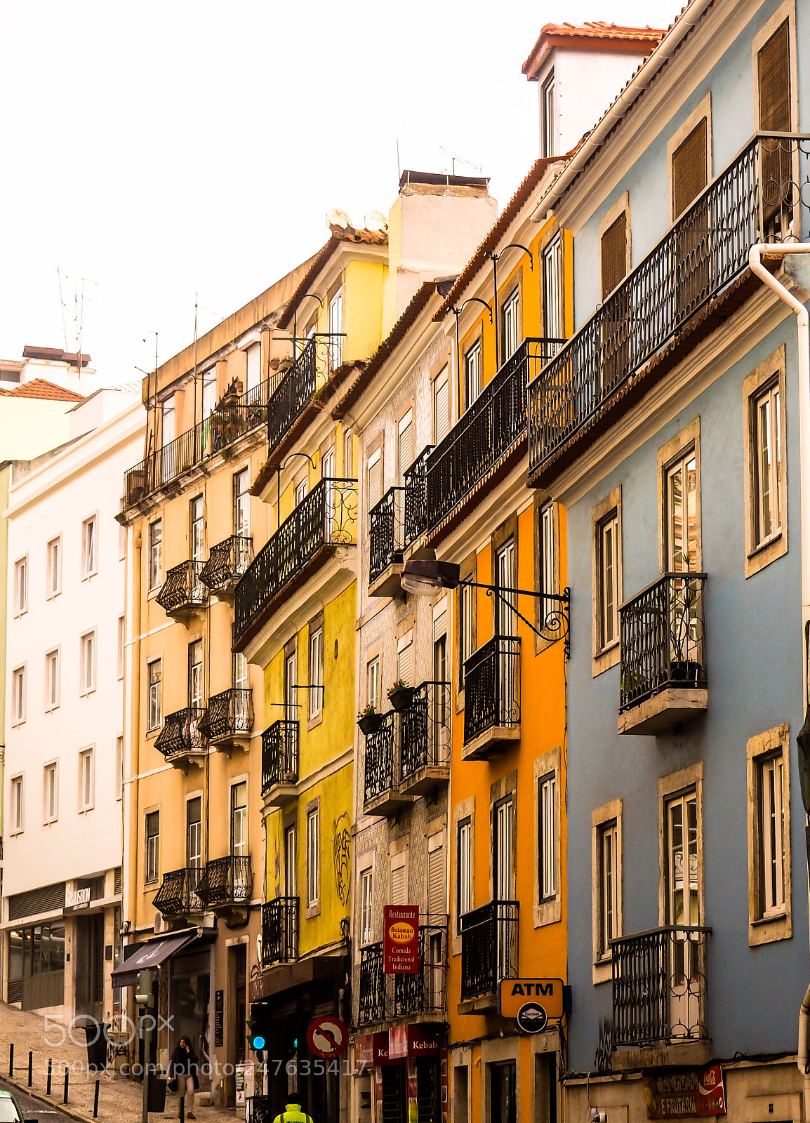 Olympus OM-D E-M10 sample photo. Houses in lisbon photography