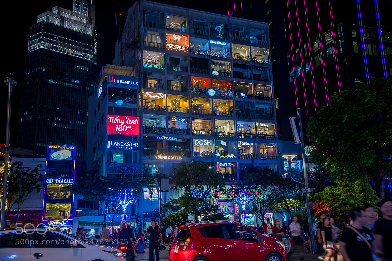 Nikon D810 sample photo. Saigon nights photography