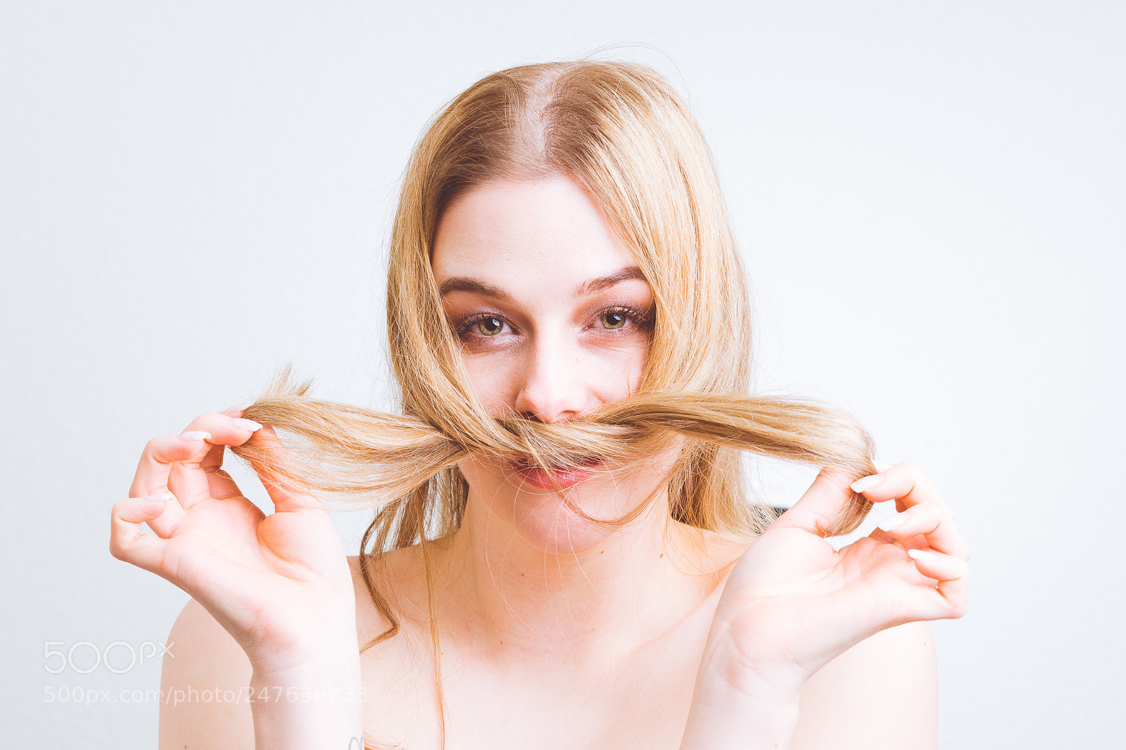 Sony a7 II sample photo. Hairy photography