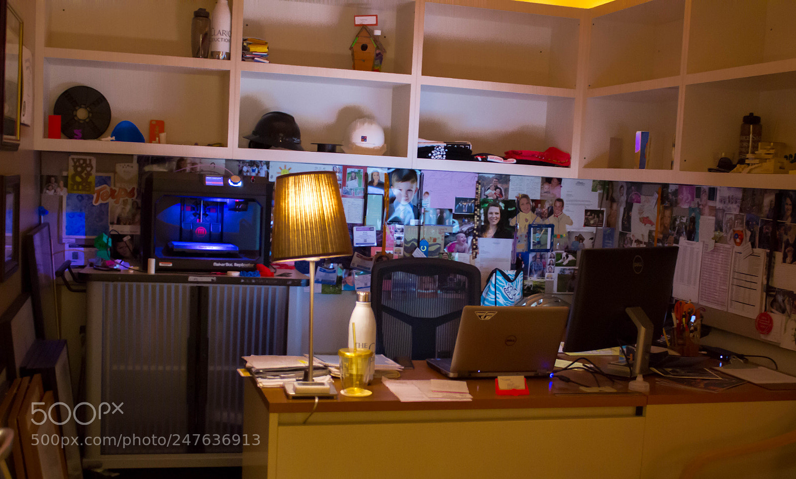Canon EOS 700D (EOS Rebel T5i / EOS Kiss X7i) sample photo. Office! photography