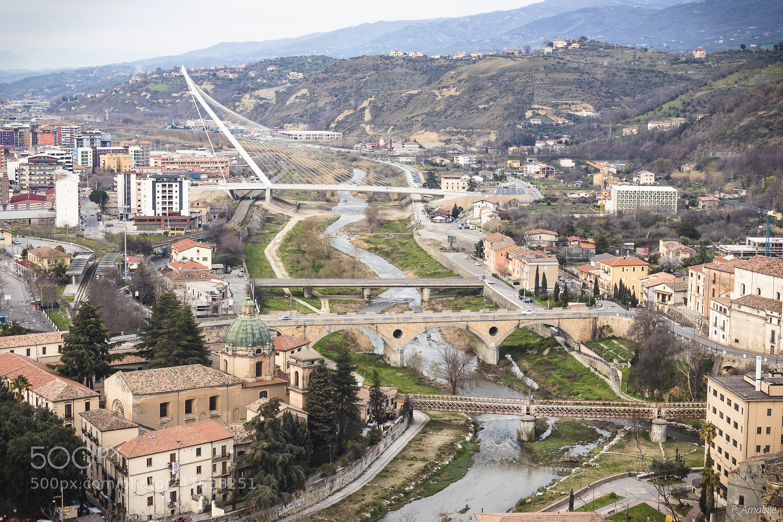 Canon EOS 200D (EOS Rebel SL2 / EOS Kiss X9) sample photo. Cosenza bridges photography
