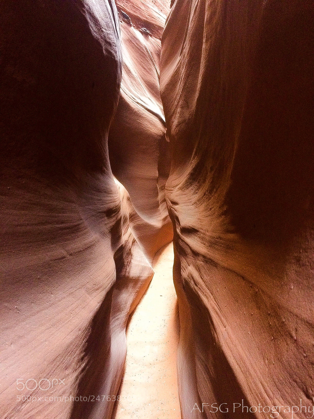 Apple iPhone 5s sample photo. Sandstone river photography