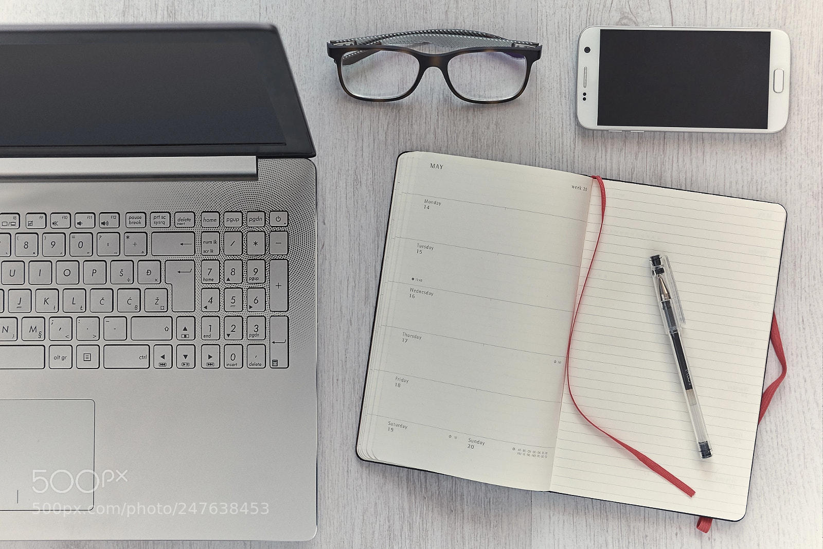 Nikon D7100 sample photo. Startup workspace photography