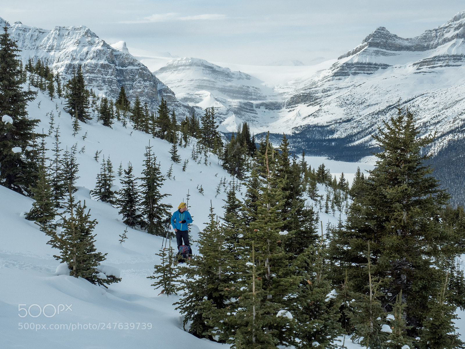 Olympus OM-D E-M5 II sample photo. Earning turns photography