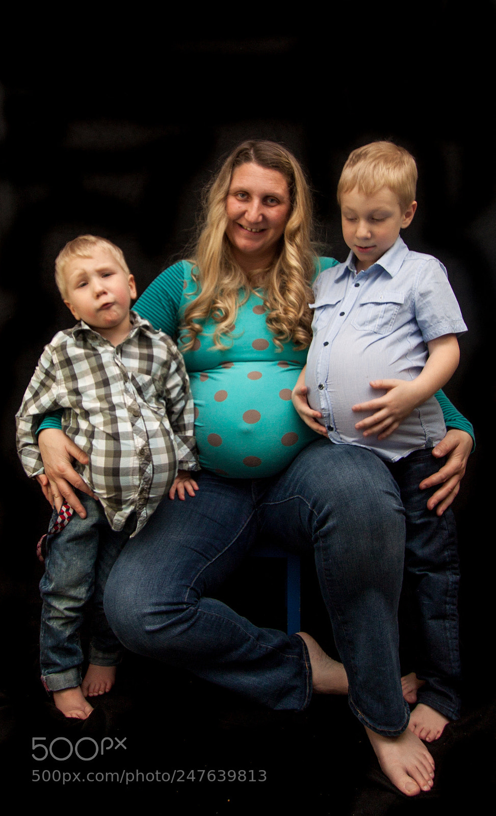 Canon EOS 500D (EOS Rebel T1i / EOS Kiss X3) sample photo. Pregnant three times photography