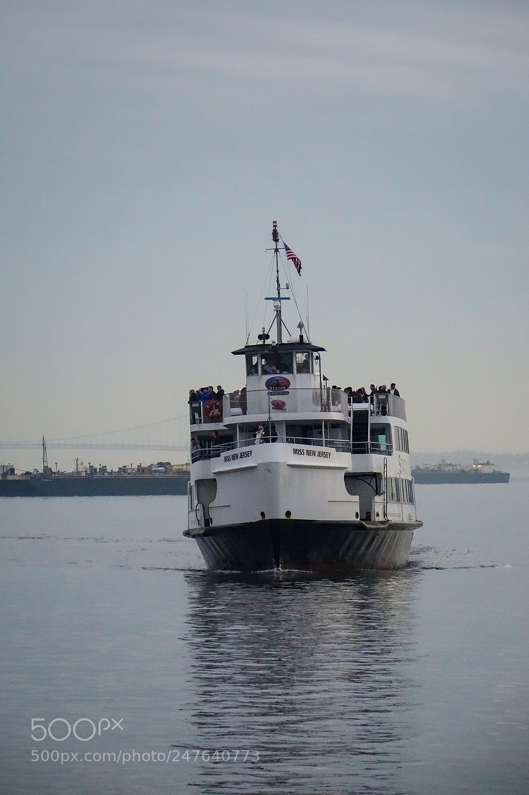 Sony Cyber-shot DSC-RX10 sample photo. Ferry at liberty photography