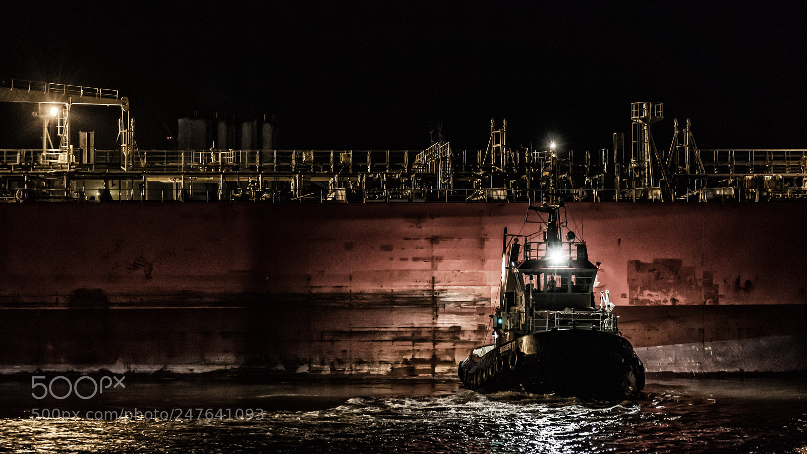 Nikon D500 sample photo. Maneuvers in the dark. photography