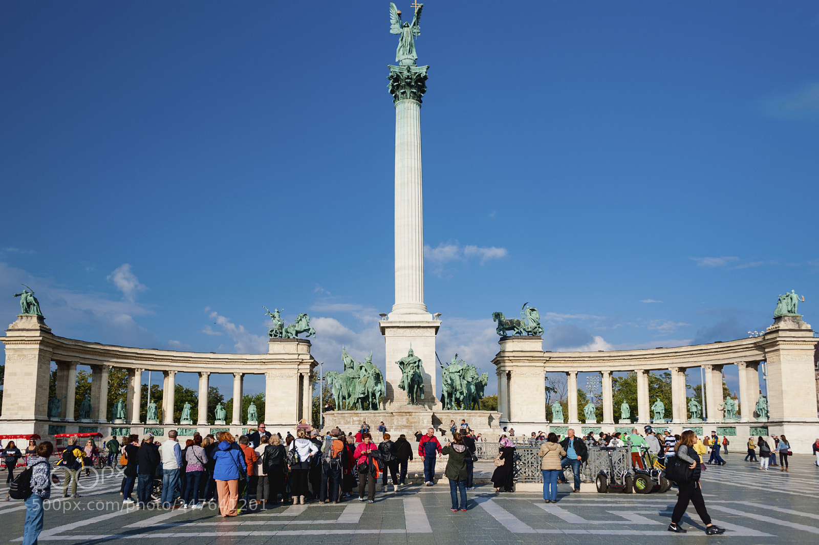 Nikon D700 sample photo. Heroes' square, budapest photography