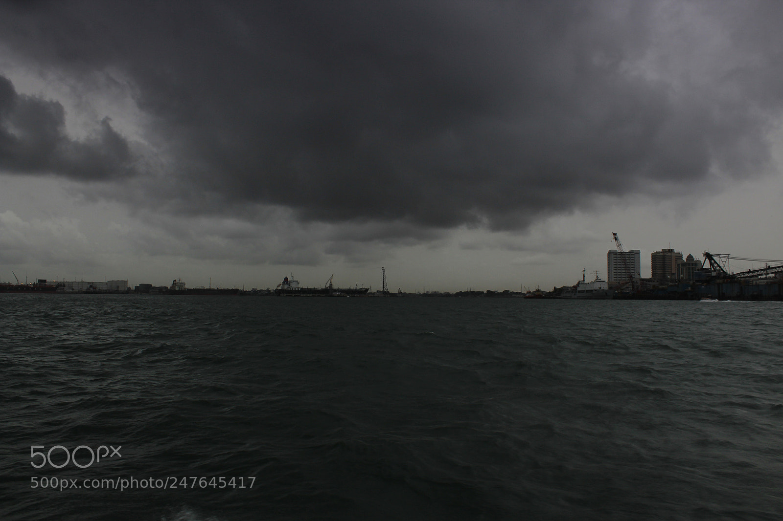 Canon EF-S 18-55mm F3.5-5.6 III sample photo. Dark cloud photography