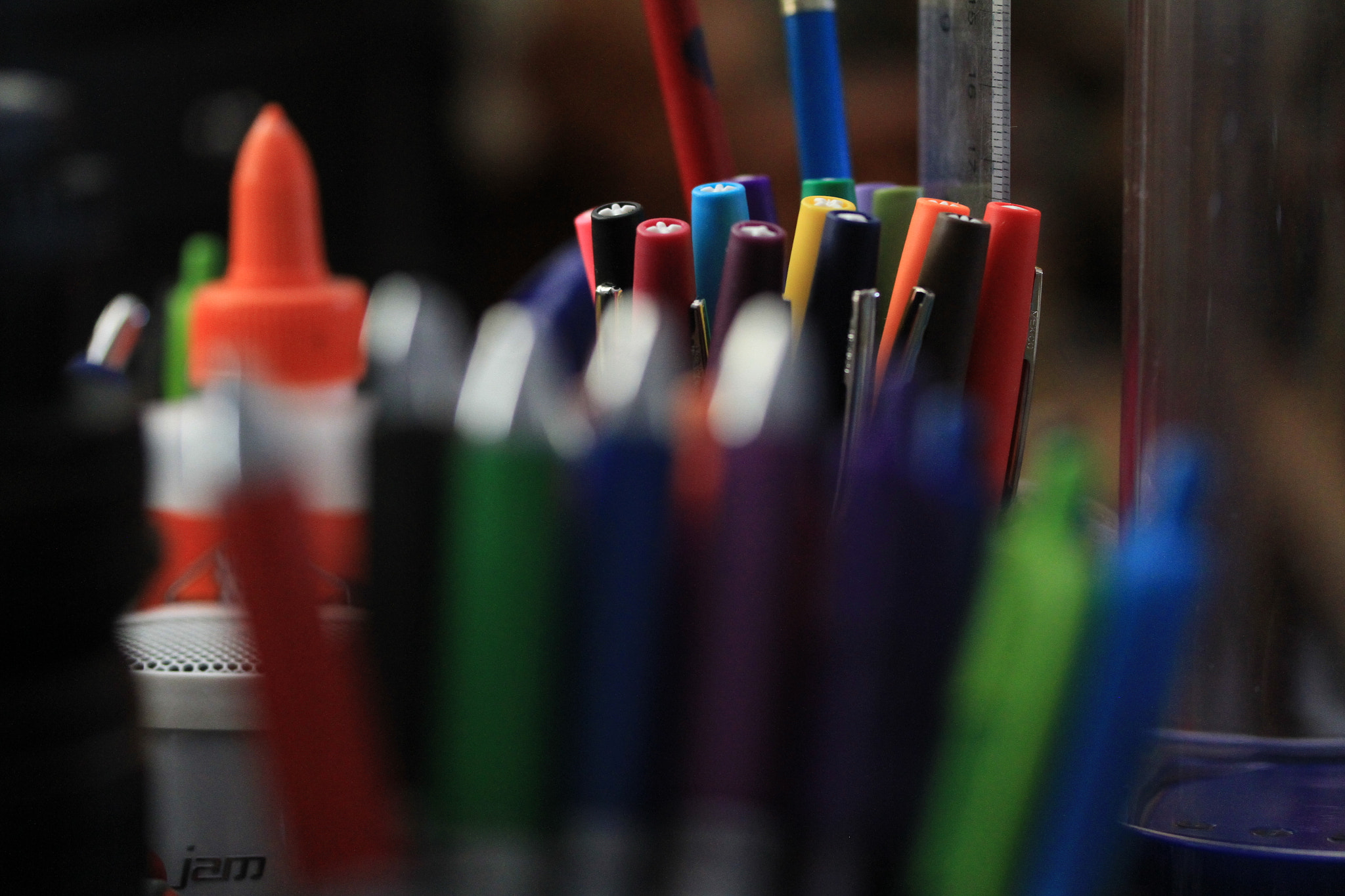 Canon EF-S 60mm F2.8 Macro USM sample photo. More color photography