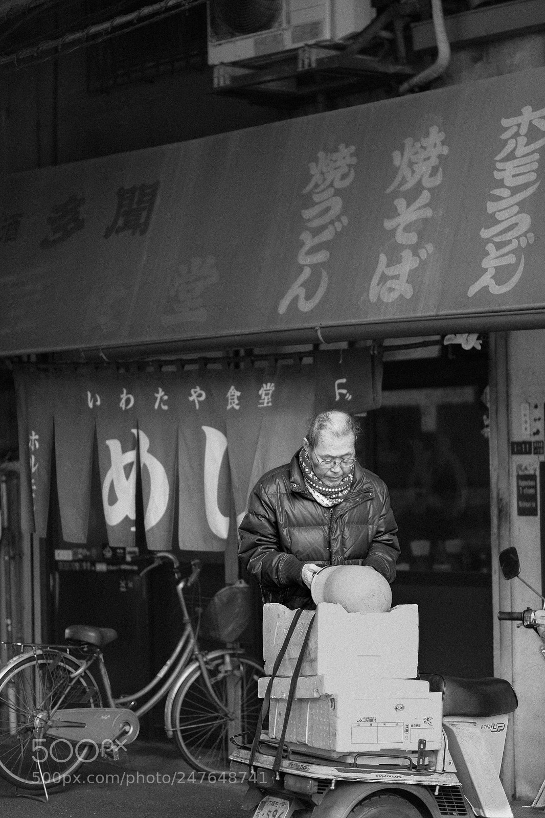 Fujifilm X-Pro2 sample photo. Osaka street snap photography