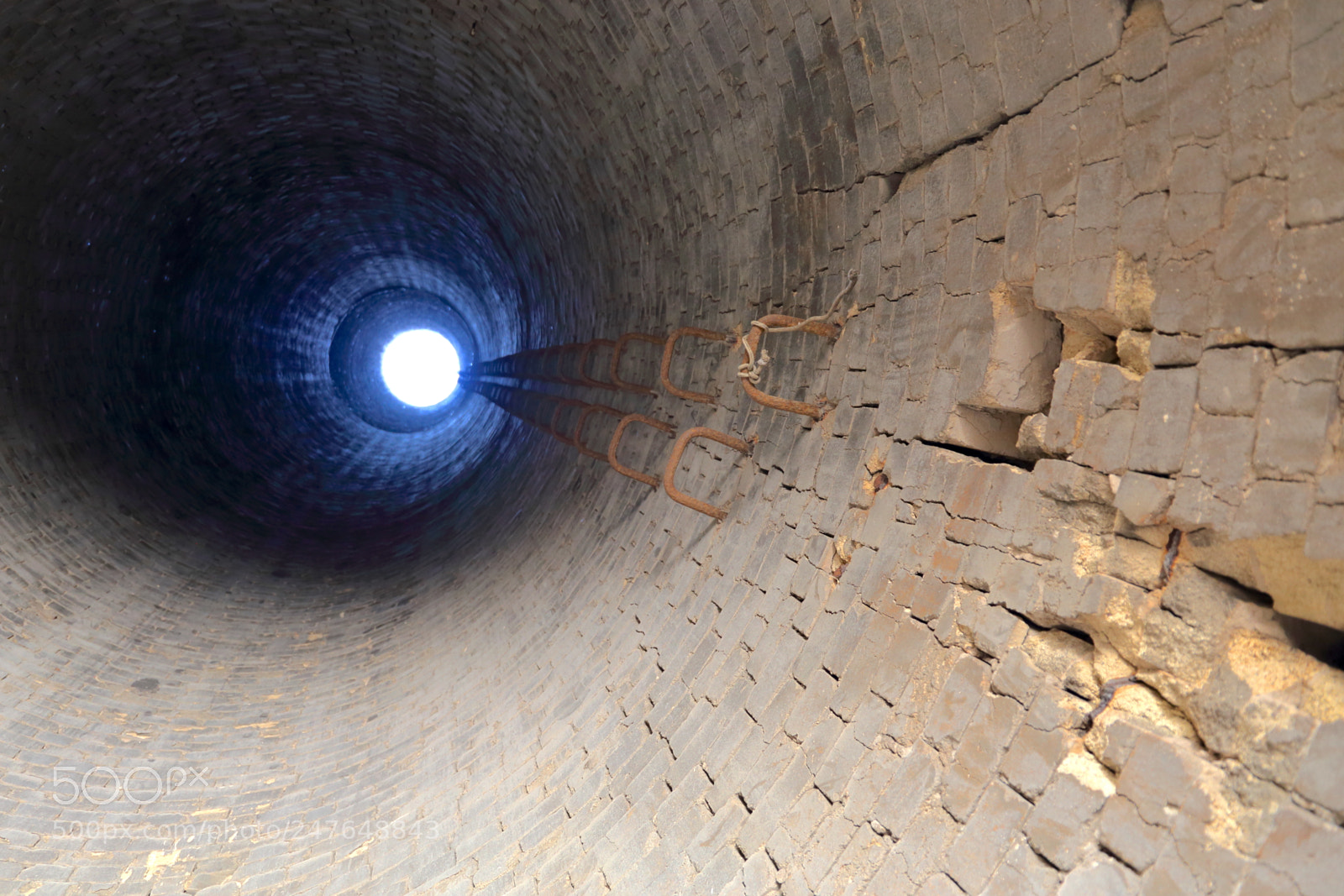 Canon EOS 6D sample photo. Looking up a chimney photography