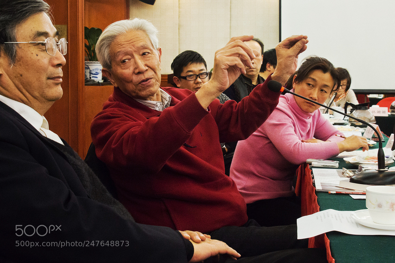Olympus OM-D E-M5 sample photo. 【往年今日】sars十年——中国疾病预防控制中心流行病学首席科学家曾光（左一）、率先向外界披露非典严 ... photography