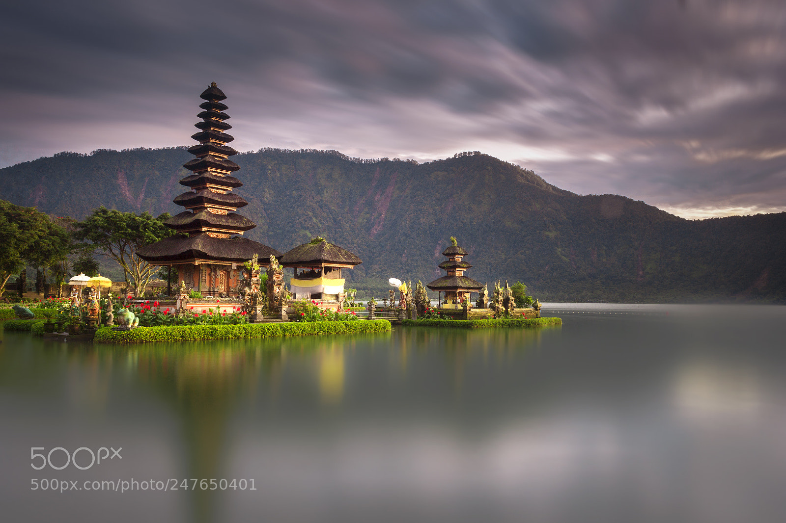 Canon EOS 600D (Rebel EOS T3i / EOS Kiss X5) sample photo. Ulun danu beratan photography