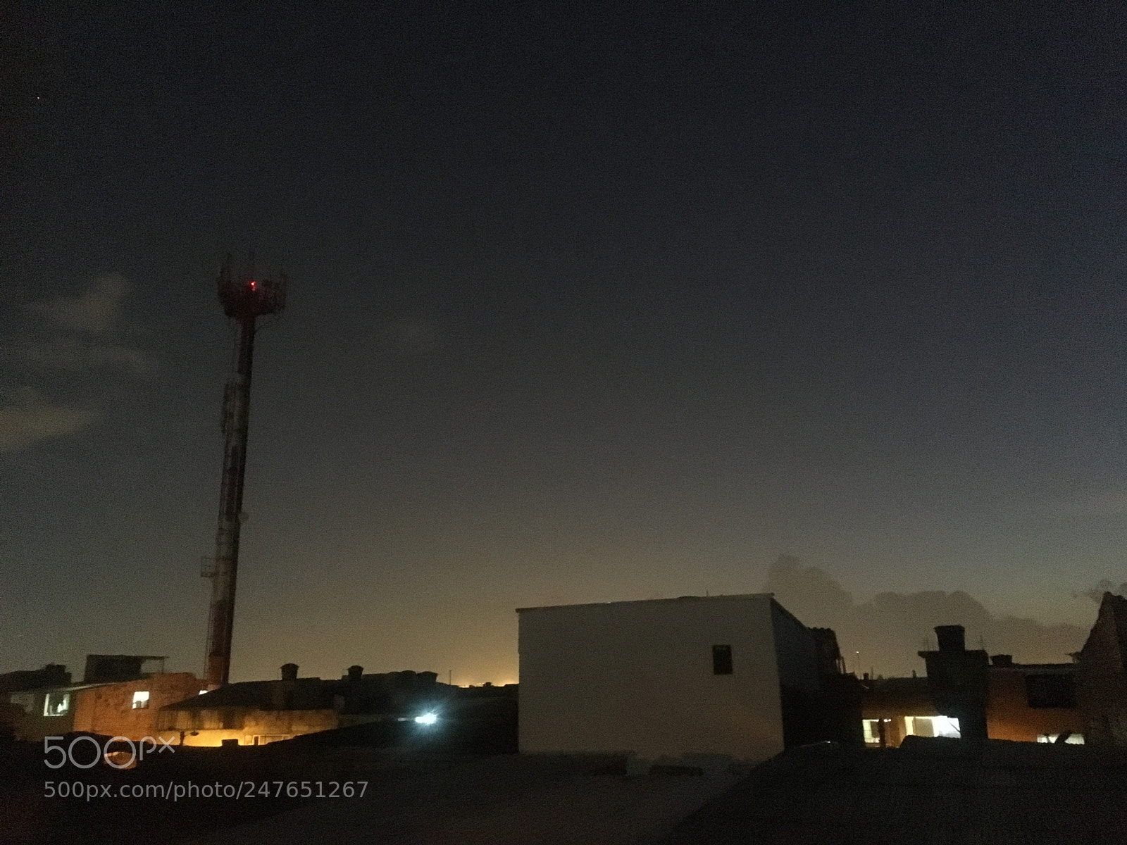 Apple iPhone SE sample photo. Noche en calles de photography