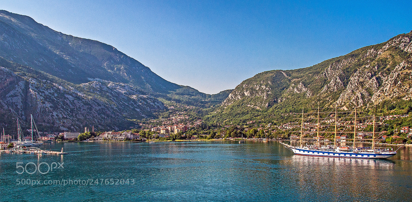 Nikon D90 sample photo. Kotor harbour, montenegro photography