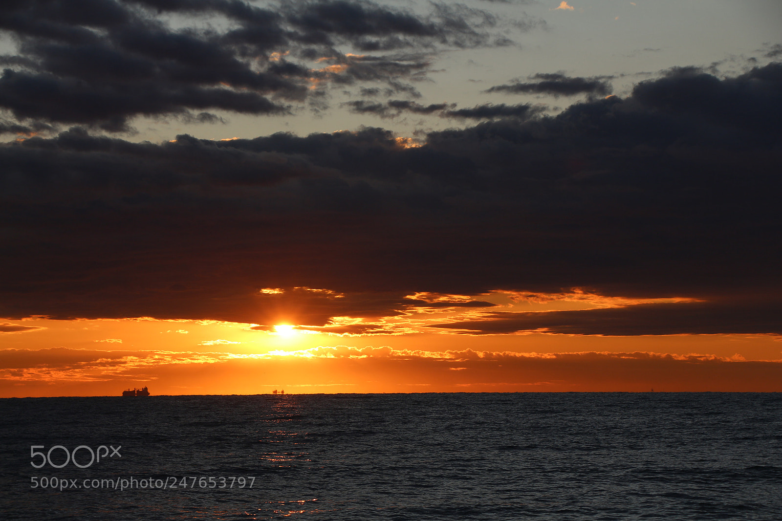 Canon EOS 700D (EOS Rebel T5i / EOS Kiss X7i) sample photo. The sea and the photography