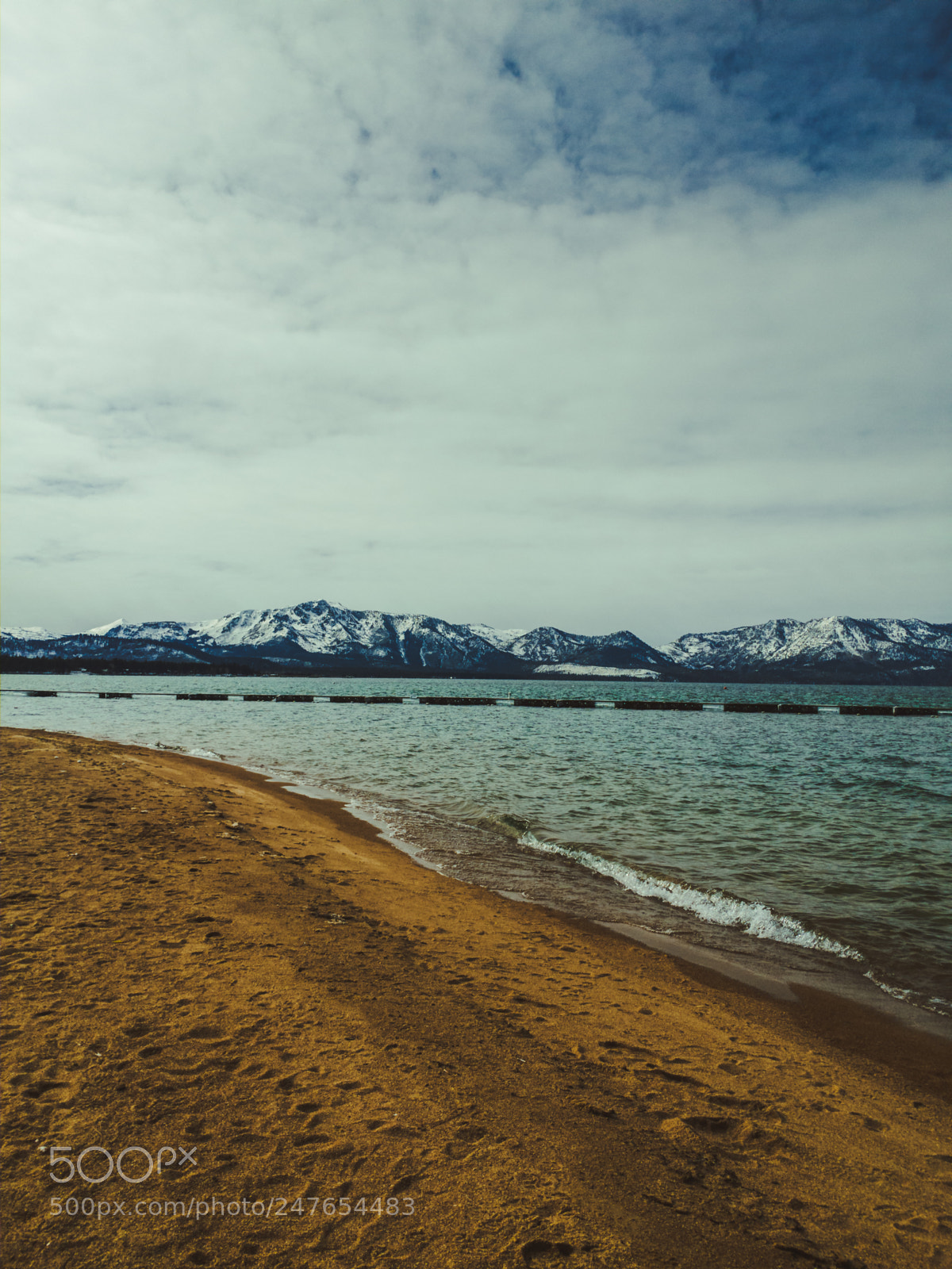 LG V20 sample photo. Snow mountain photography